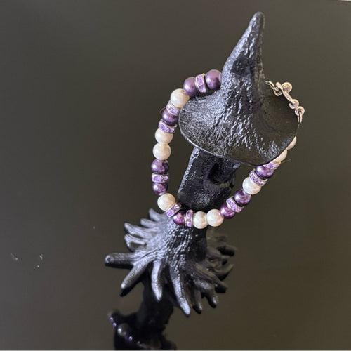Handmade Purple & Pearl Beaded Bracelet — NEW WITHOUT TAGS 🏷️