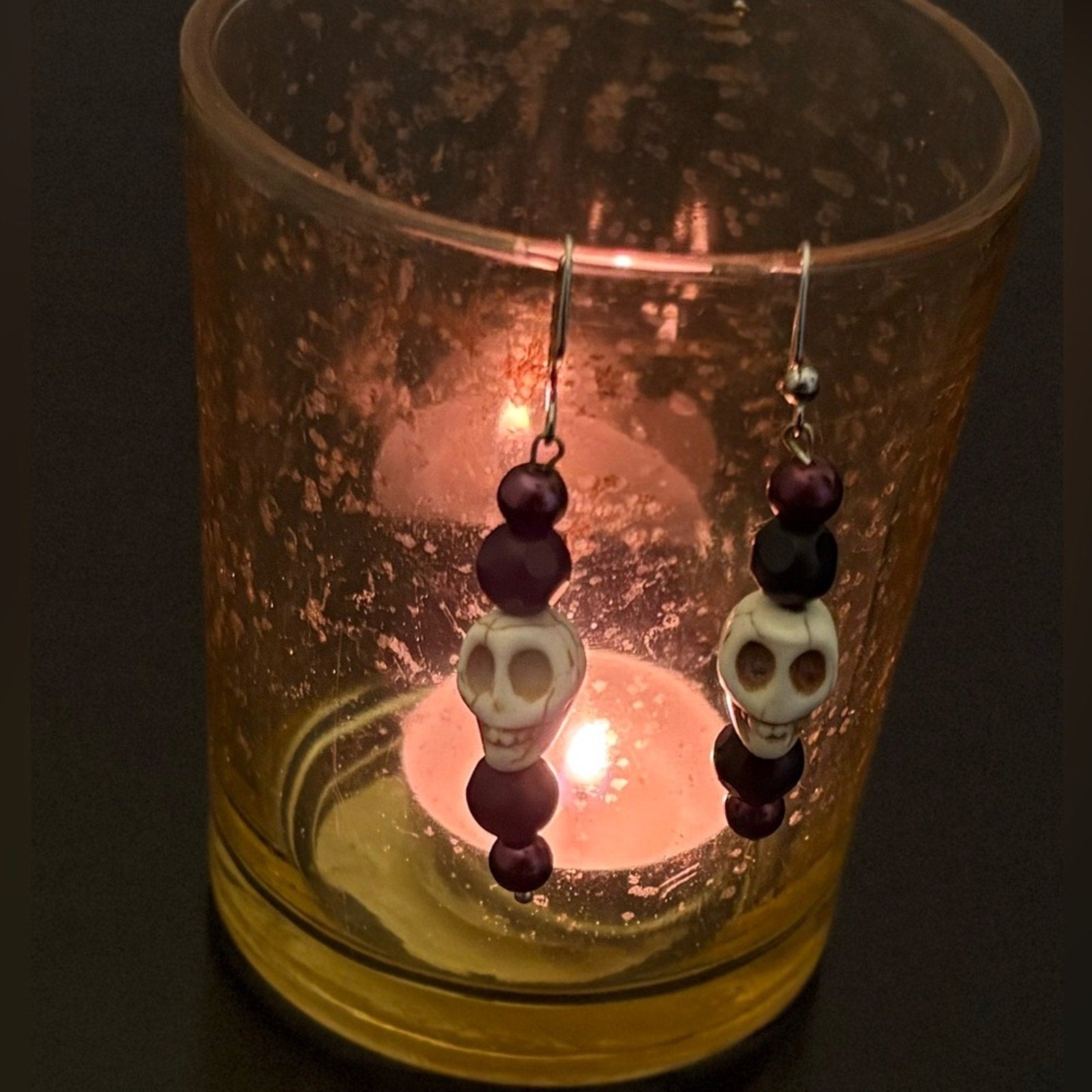 Handmade Skull Beaded Dangle Earrings — NEW WITHOUT TAGS 🏷️