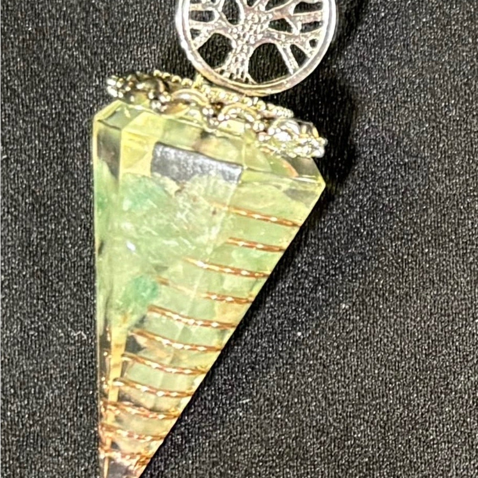 ✨ Green Fluorite Orgone Pendulum – Tree of Life Crystal Pendulum ✨