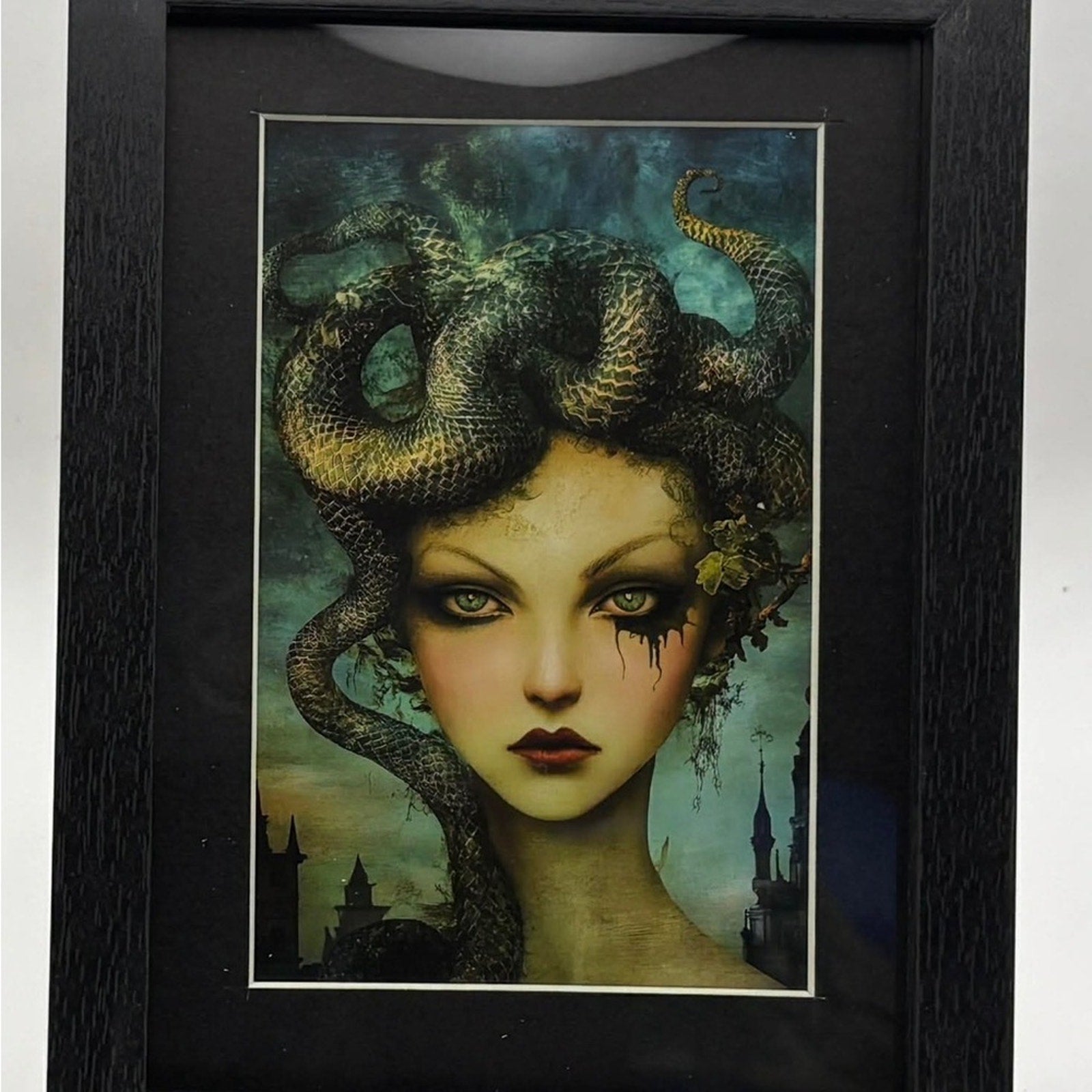 🐍🖤 Medusa Gothic Portrait Art – Framed Dark Fantasy Wall Décor