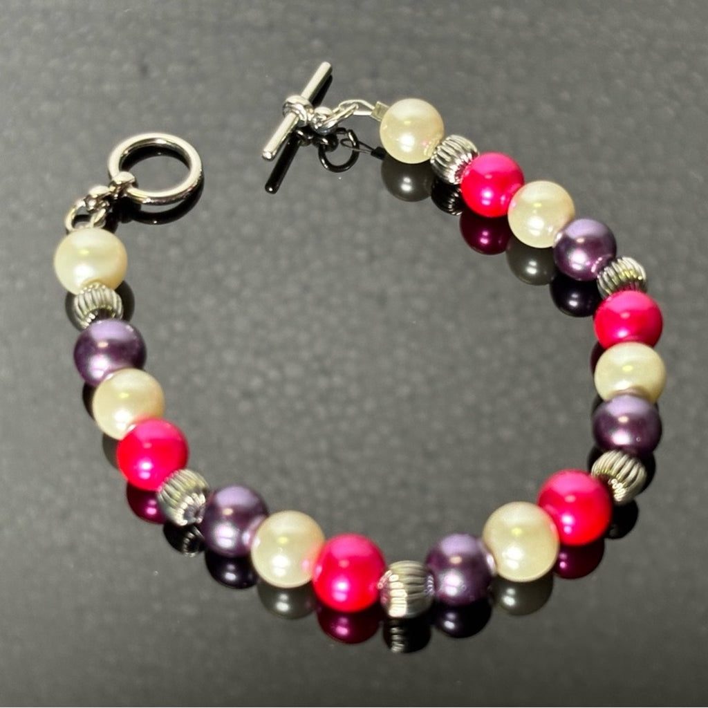 🩷Hand-Beaded Pearl & Metallic Accent Bracelet – NWOT🩷🔖