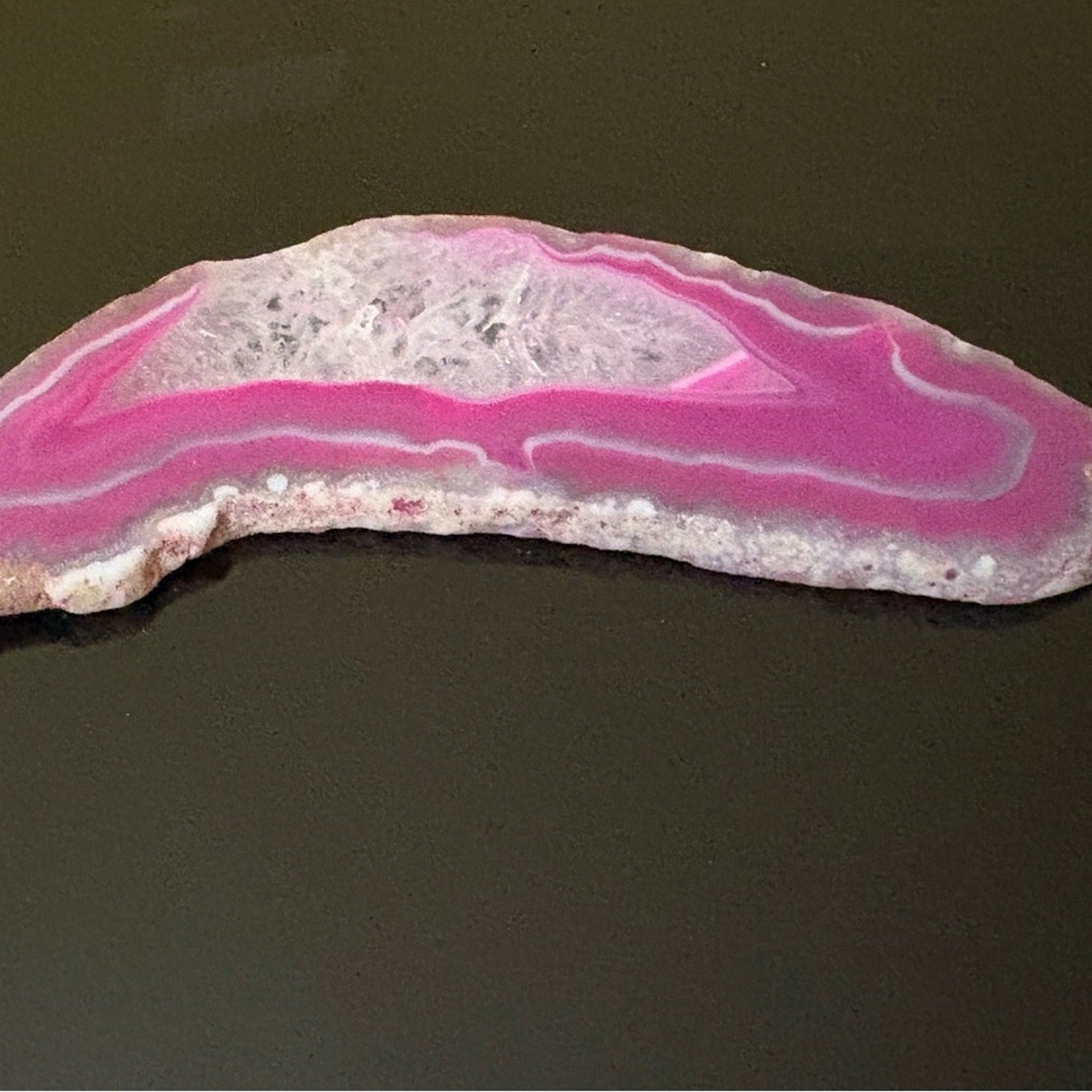 💗 Vibrant Pink Agate Slice – Polished Stone Décor / Craft Supply 💗