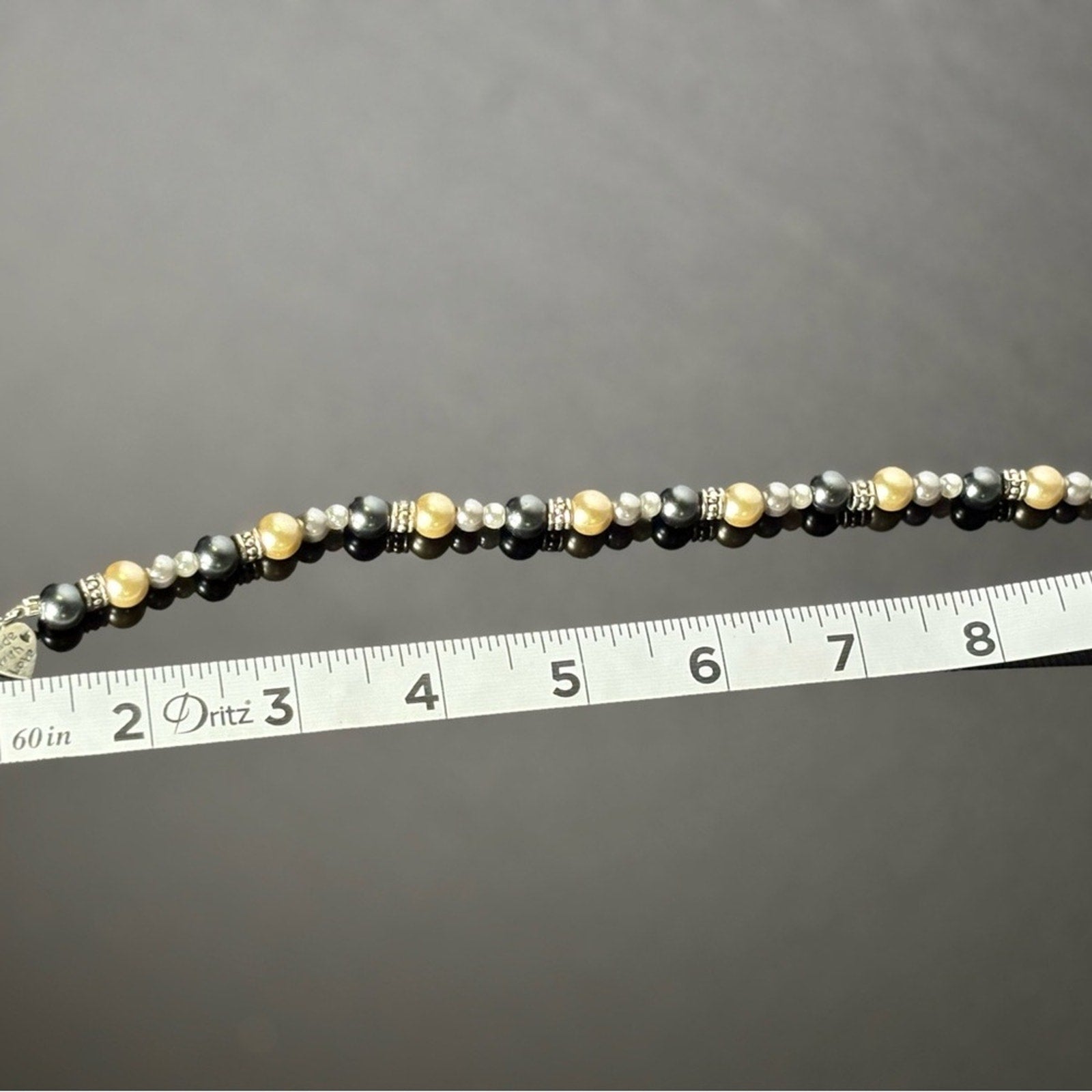 🖤Hand-Beaded Pearl & Black Bracelet – NWOT🖤🔖