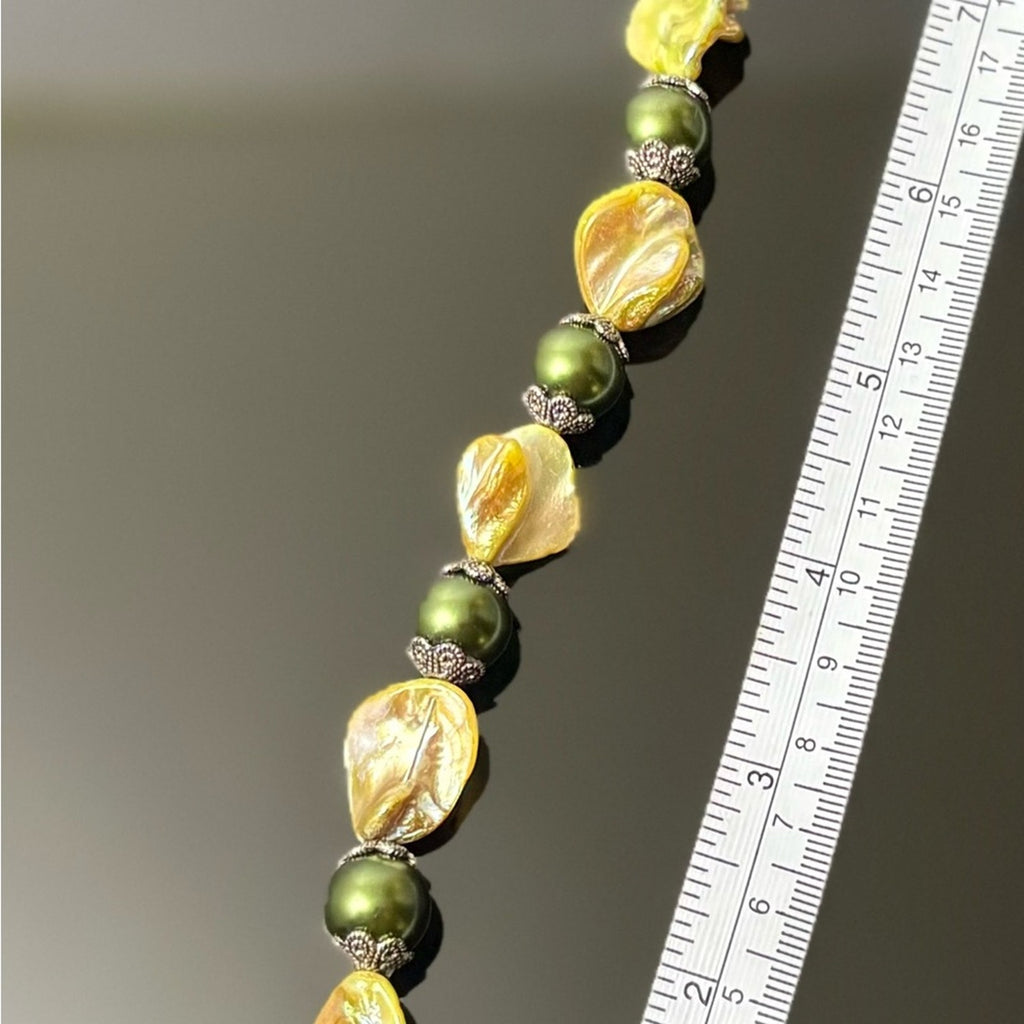 Lemon Shell & Olive Pearl Beaded Bracelet – Handmade