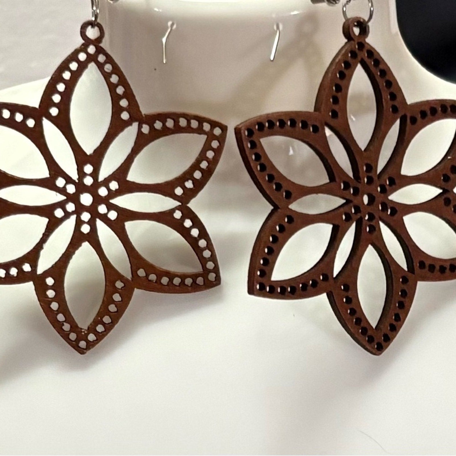 🌸 Floral Mandala Wood Statement Earrings 🌸