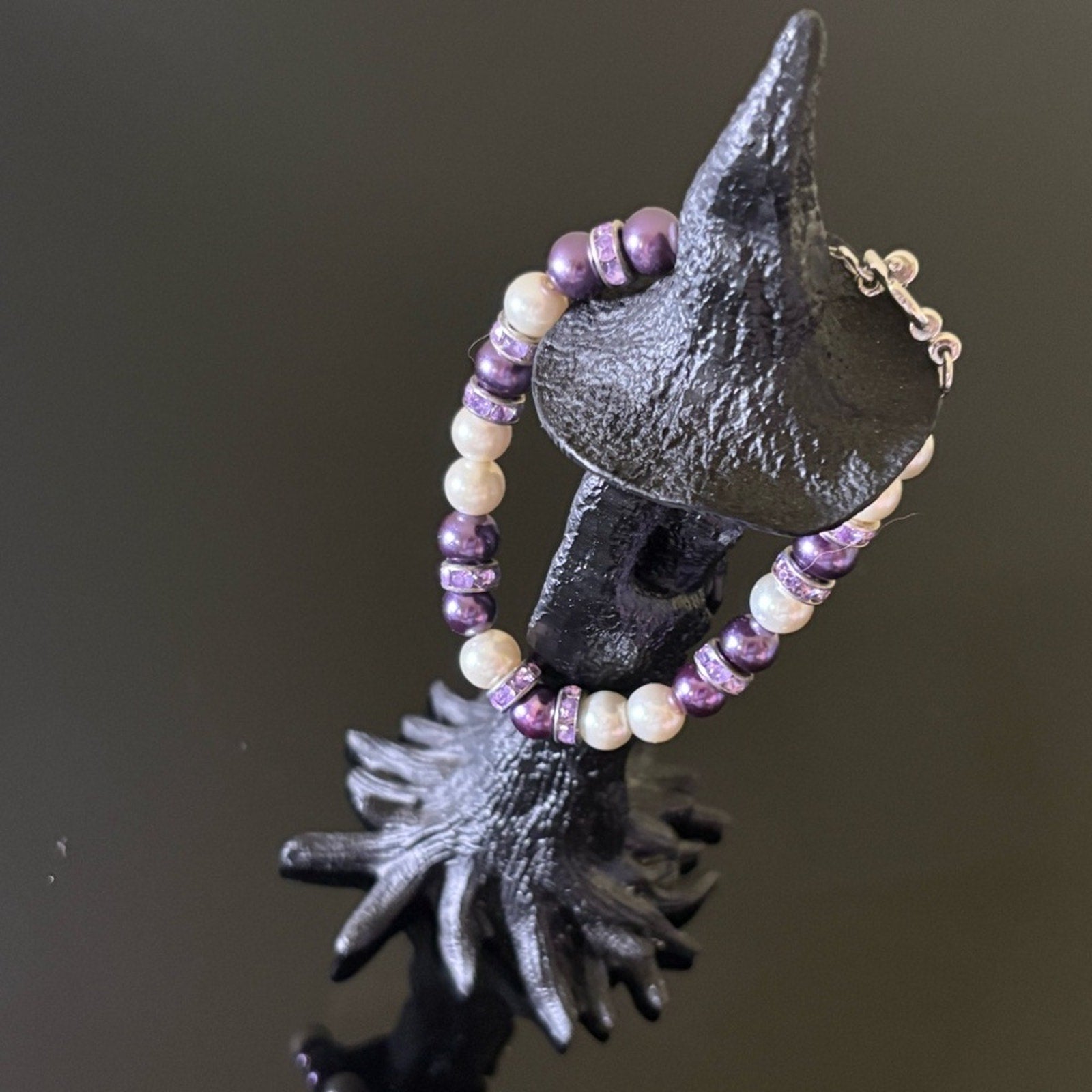 Handmade Purple & Pearl Beaded Bracelet — NEW WITHOUT TAGS 🏷️