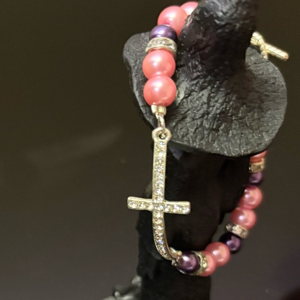 Handmade Pink & Purple Beaded Cross Bracelet — NEW WITHOUT TAG 🏷️
