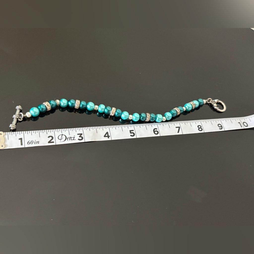 Handmade Teal & Pearl Beaded Bracelet — NEW WITHOUT TAGS 🏷️