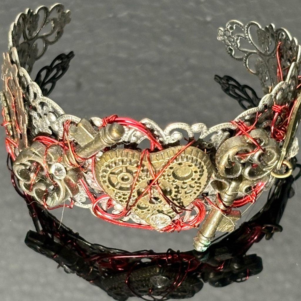 Handmade Steampunk Filigree Cuff Bracelet — NEW NO TAGS 🏷️ 🧙