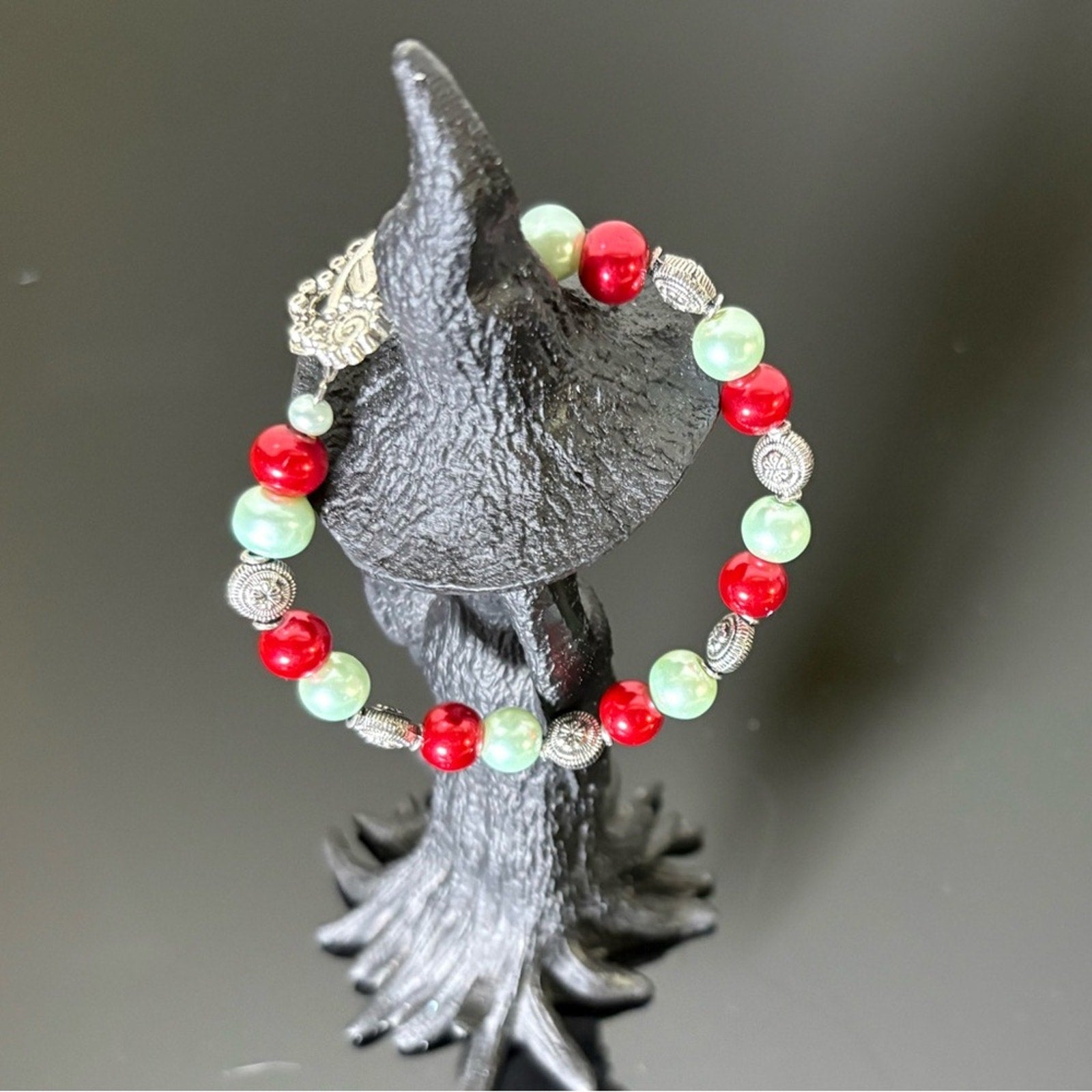 Handmade Red & Mint Beaded Bracelet — NEW WITHOUT TAGS 🏷️